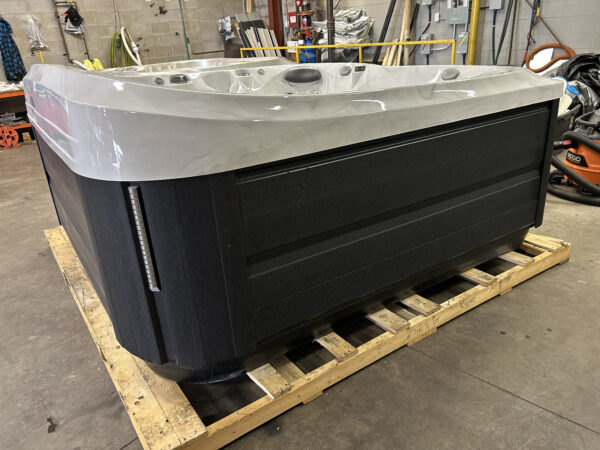 Jacuzzi® J-475™ -  UJ100839667 - Image 9