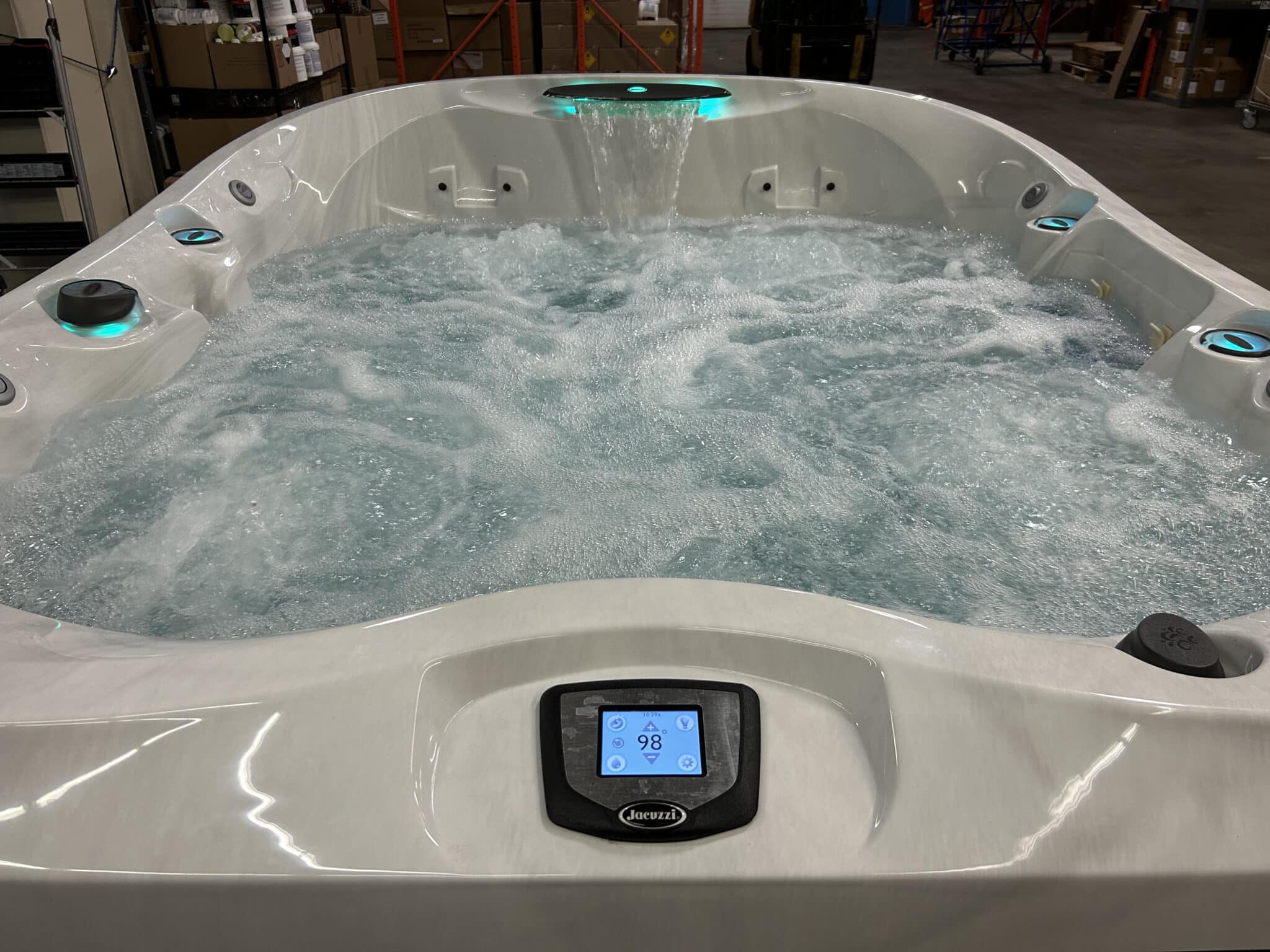 Jacuzzi® J-425™ -  UJ100867632 - Image 3