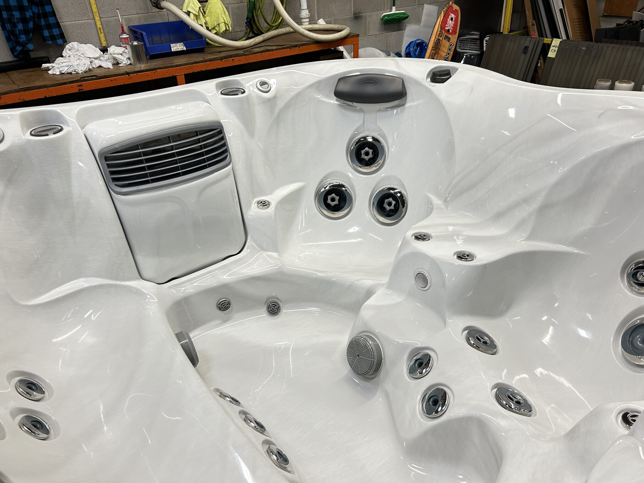 Jacuzzi® J-425™ -  UJ100867632 - Image 7