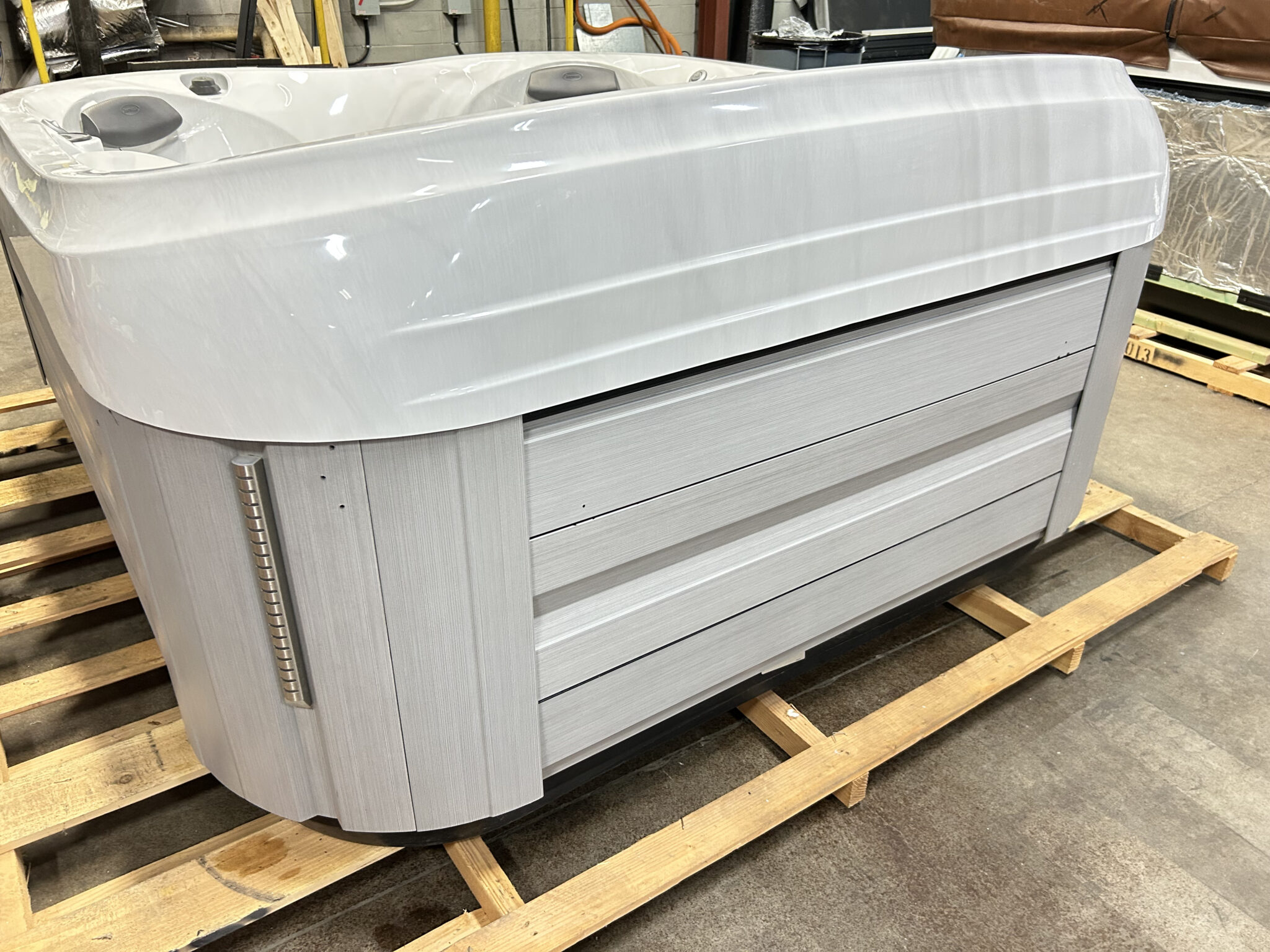 Jacuzzi® J-425™ -  UJ100867632 - Image 12