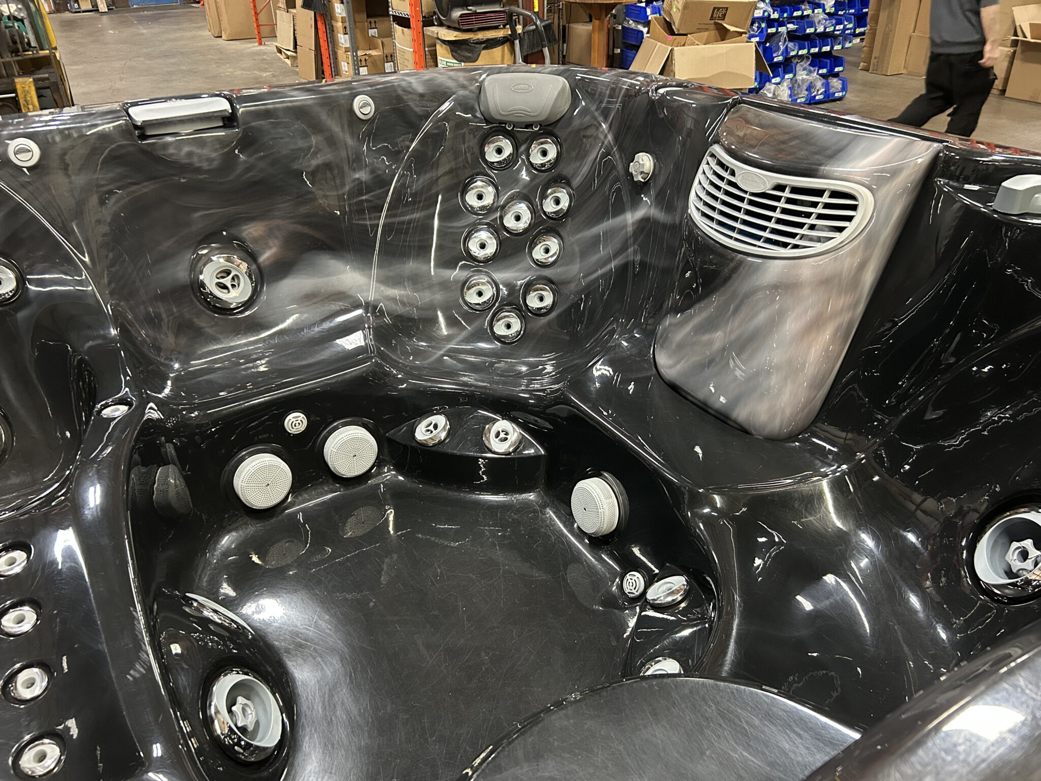 Jacuzzi® J-375™ - UJ100766230 - Image 7