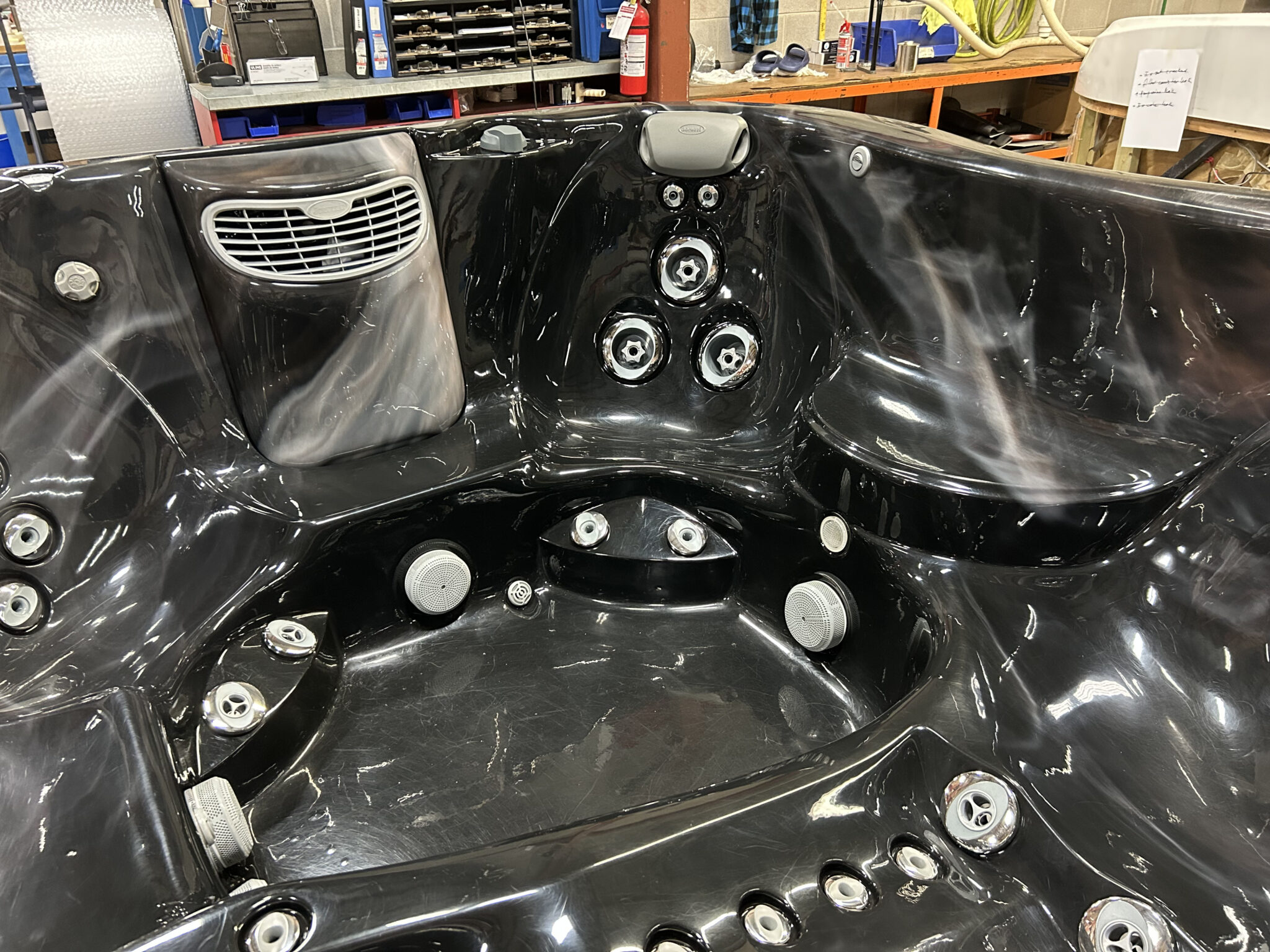 Jacuzzi® J-375™ - UJ100766230 - Image 8