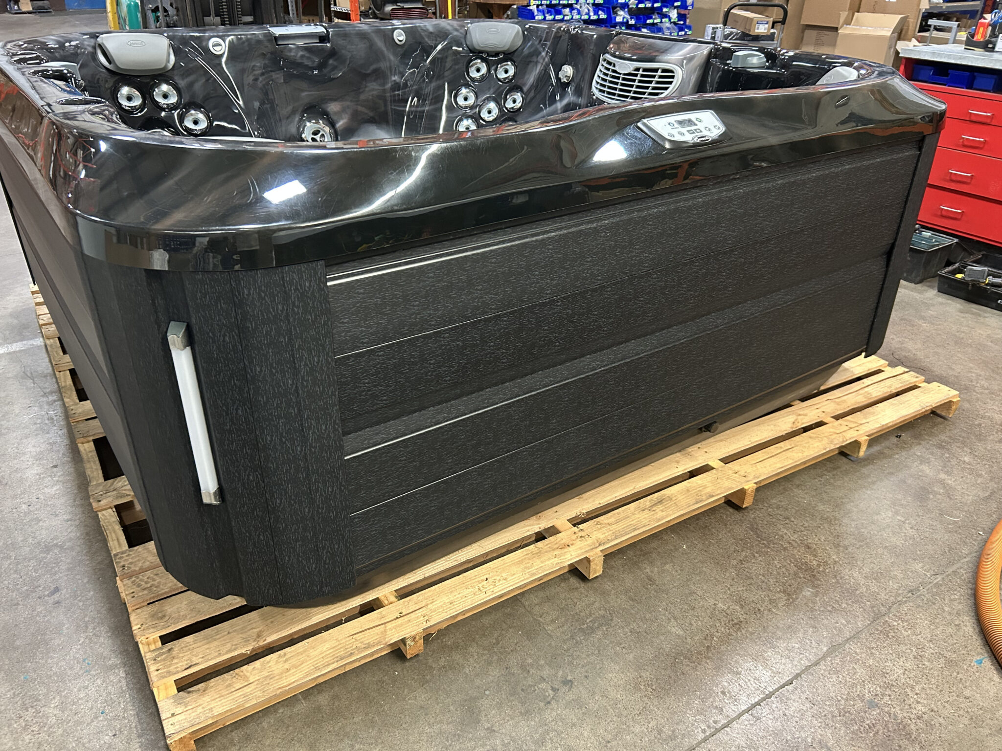 Jacuzzi® J-375™ - UJ100766230