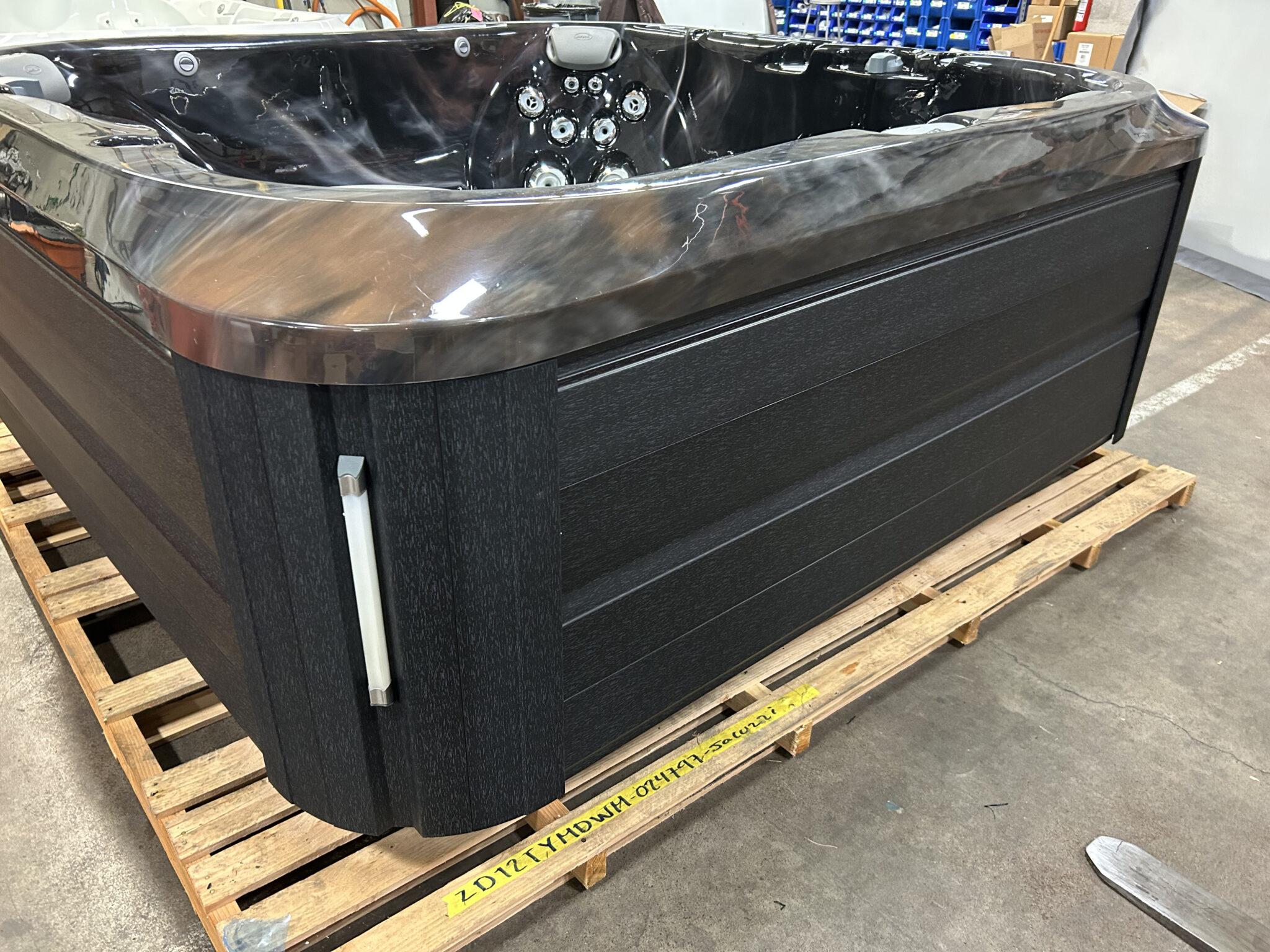 Jacuzzi® J-375™ - UJ100766230 - Image 4