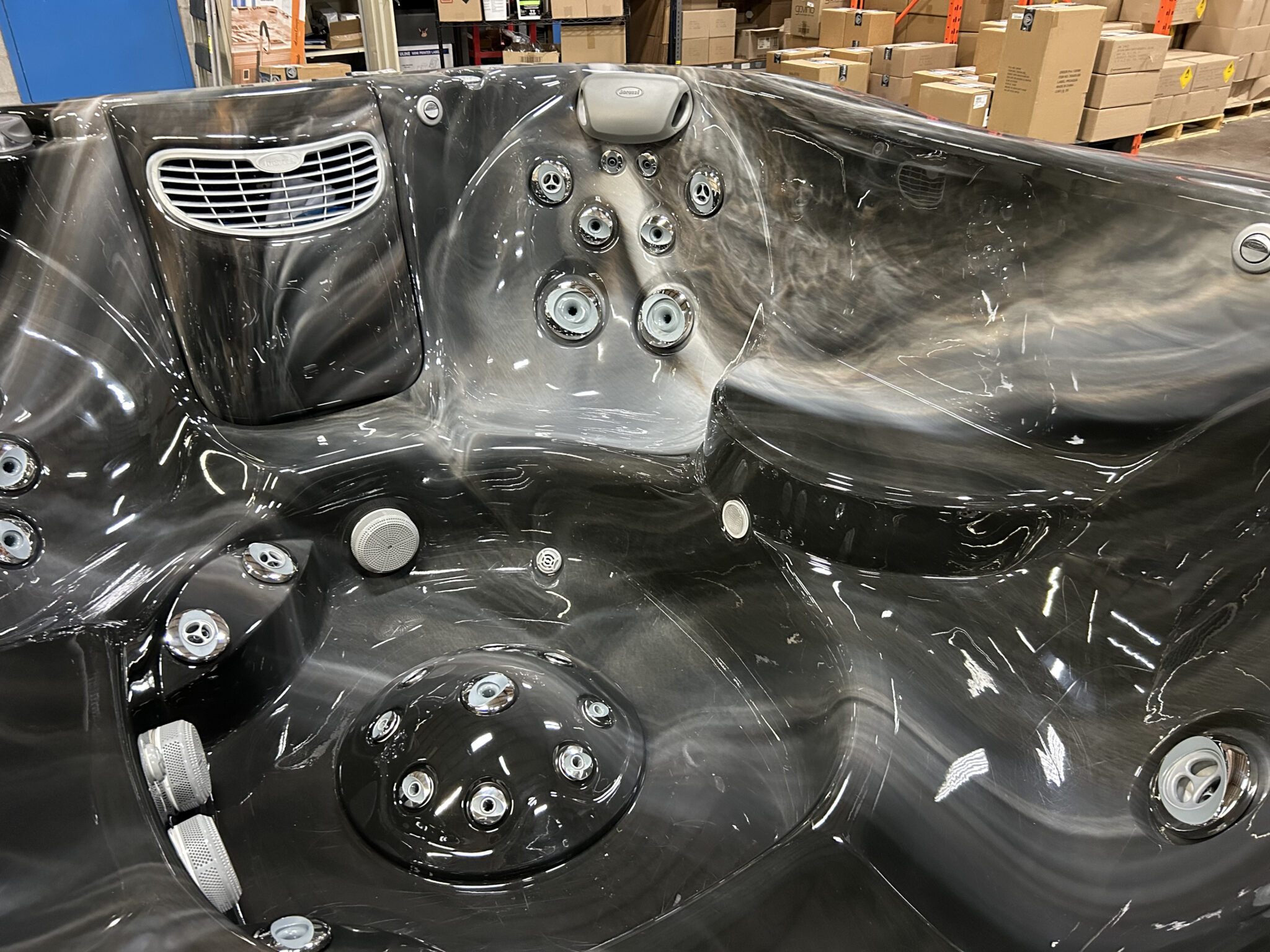 Jacuzzi® J-365™ - UJ100897730 - Image 6