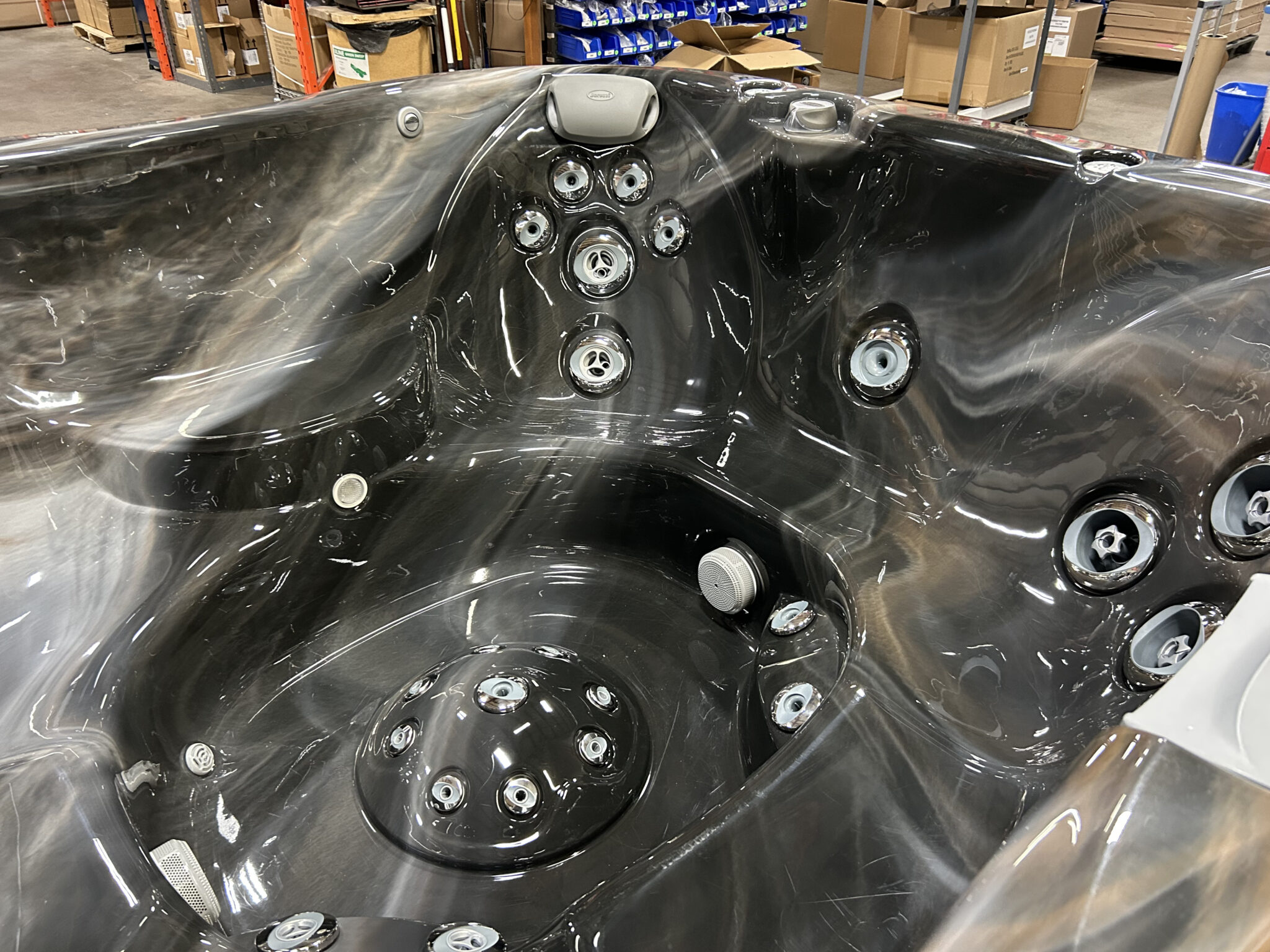 Jacuzzi® J-365™ - UJ100897730 - Image 7