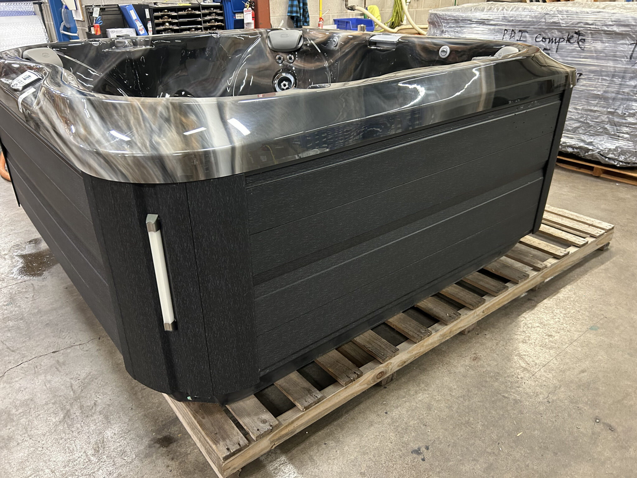 Jacuzzi® J-365™ - UJ100897730 - Image 11