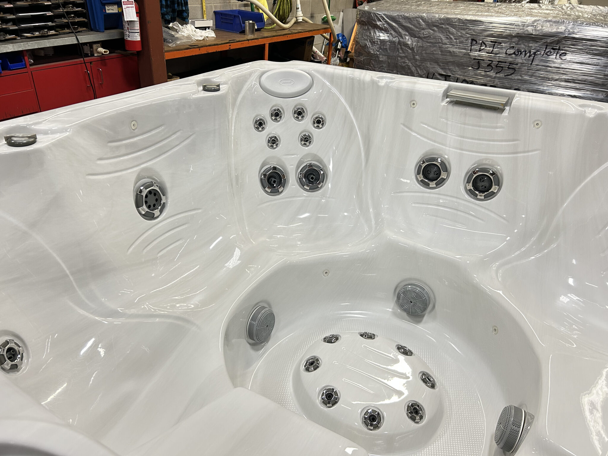 Jacuzzi® J-245™ -UT100807978 - Image 4