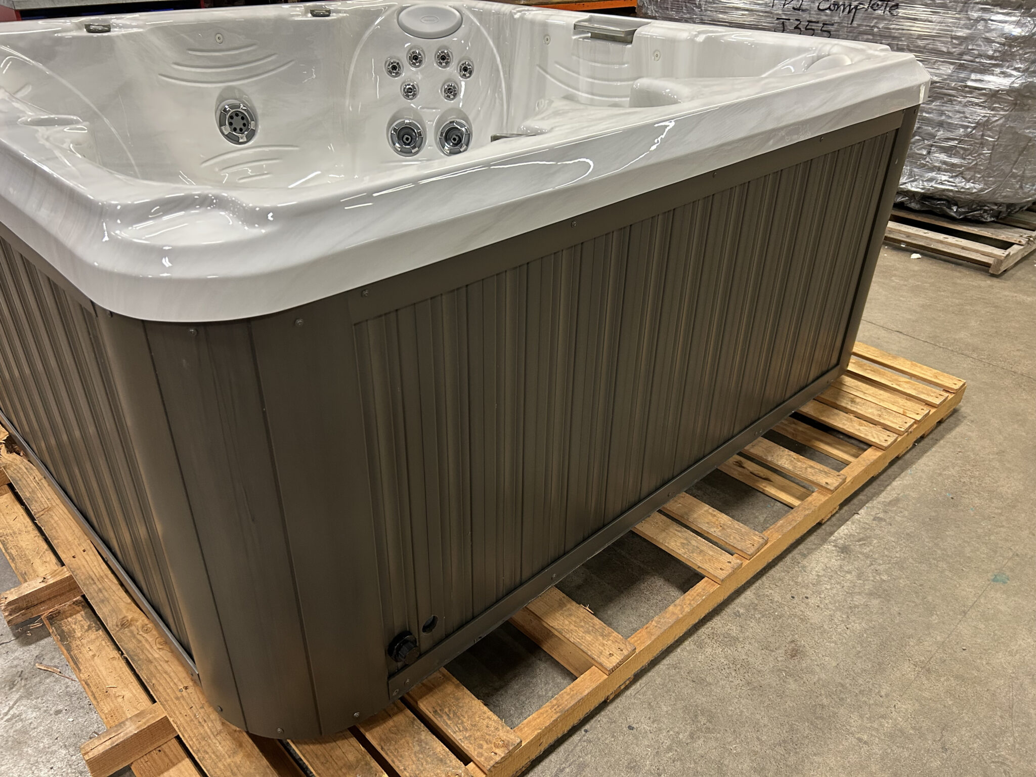 Jacuzzi® J-245™ -UT100807978 - Image 11
