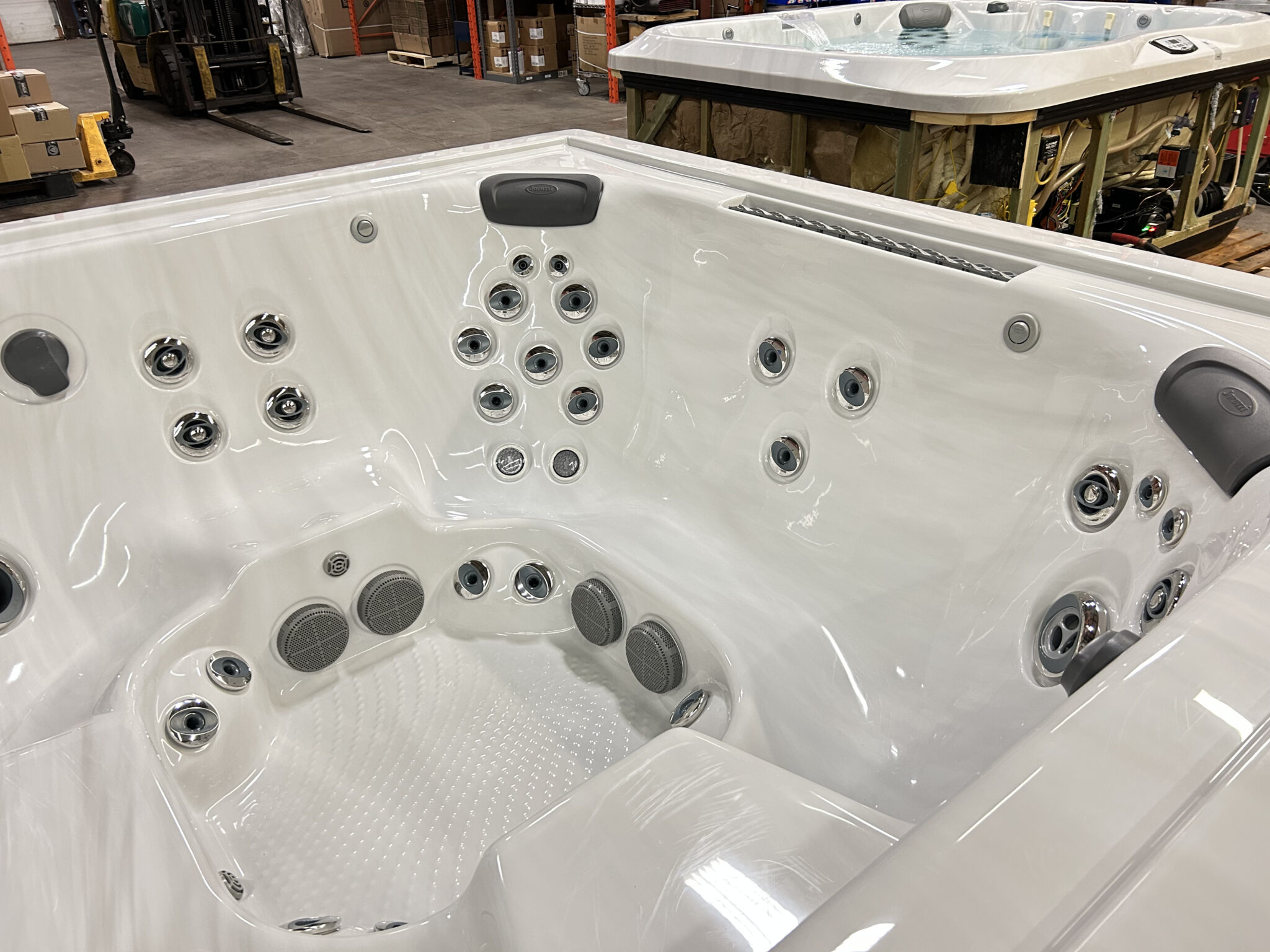 Jacuzzi® J-LX™ -UW101012200 - Image 5