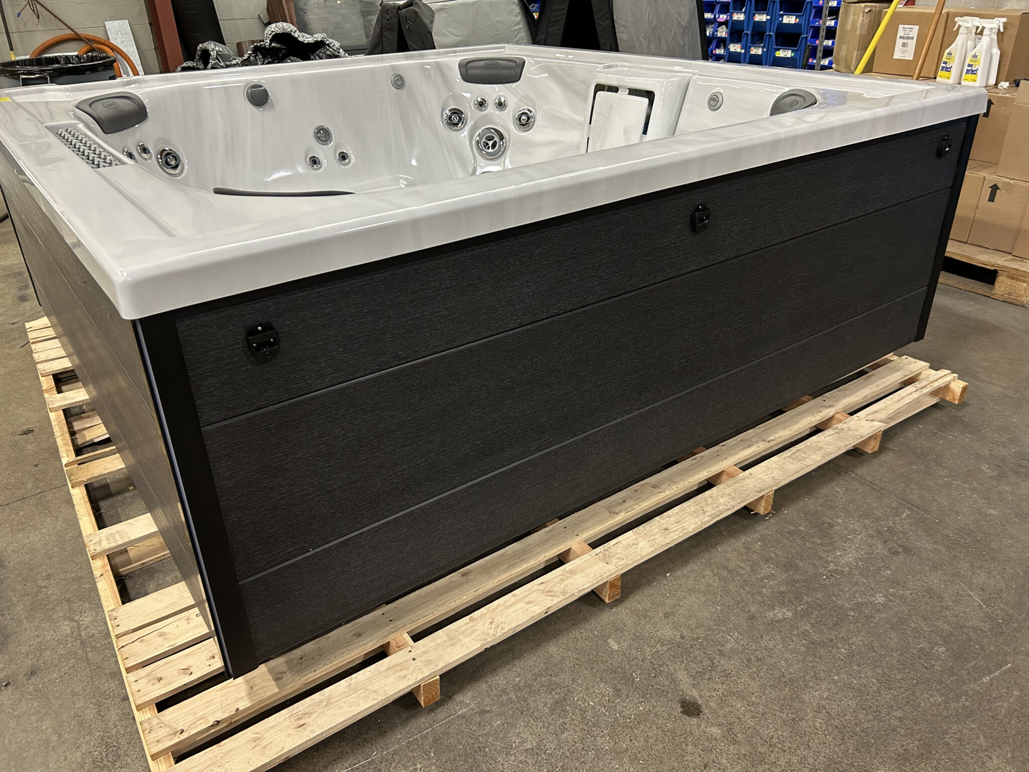 Jacuzzi® J-LX™ -UW101012200 - Image 10