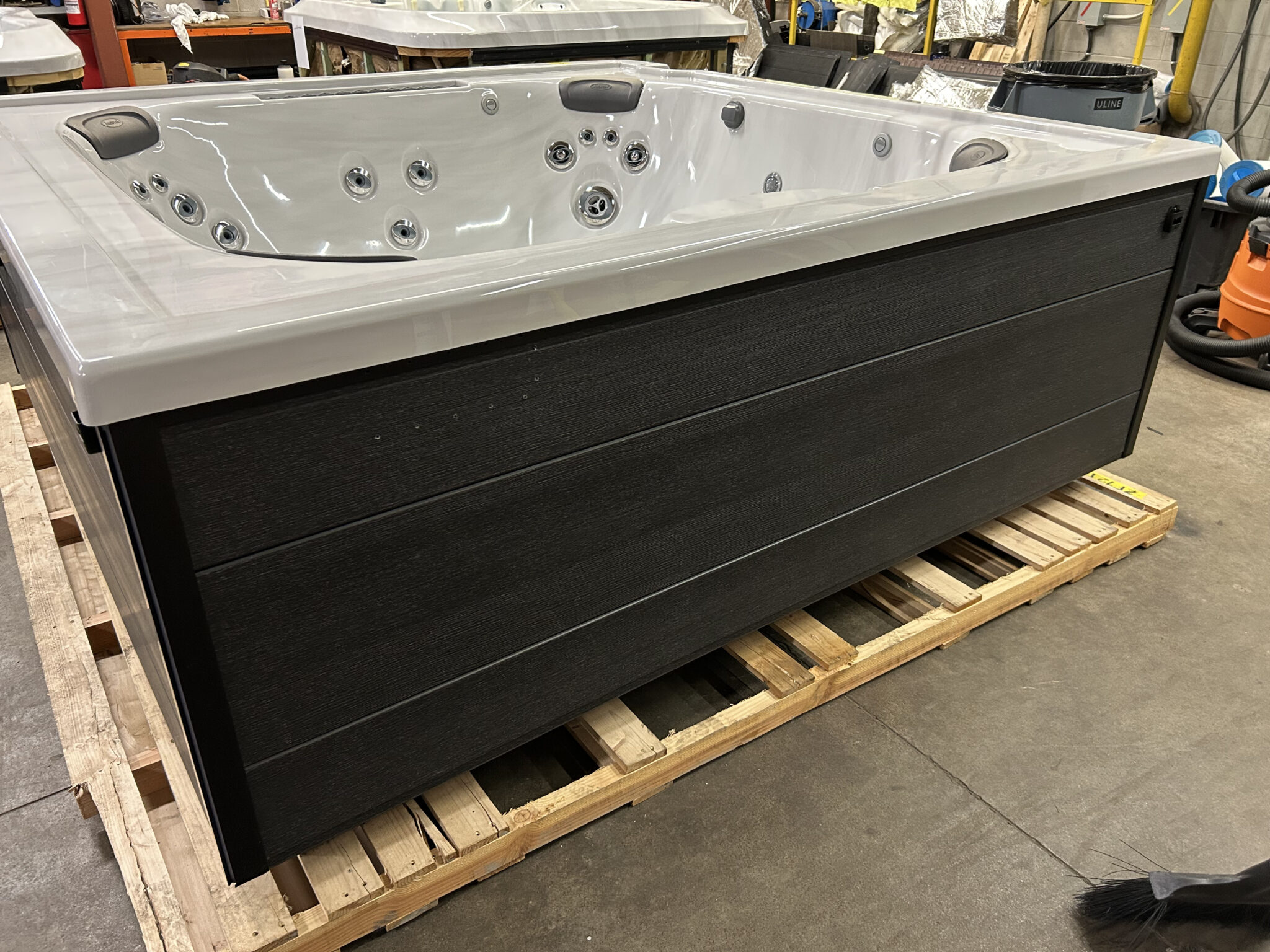 Jacuzzi® J-LX™ -UW101012200 - Image 11