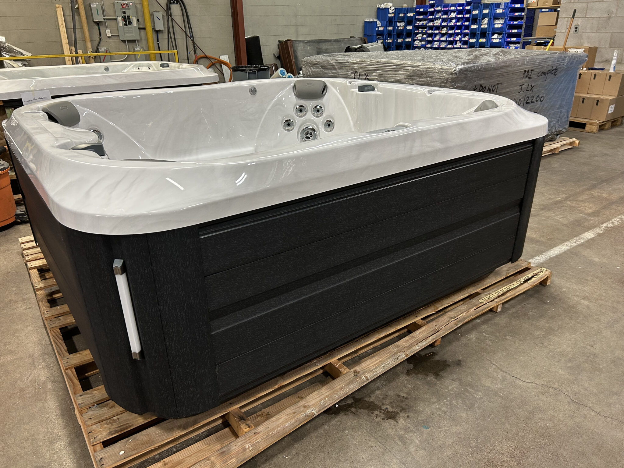 Jacuzzi® J-365™ - UJ100912130 - Image 8