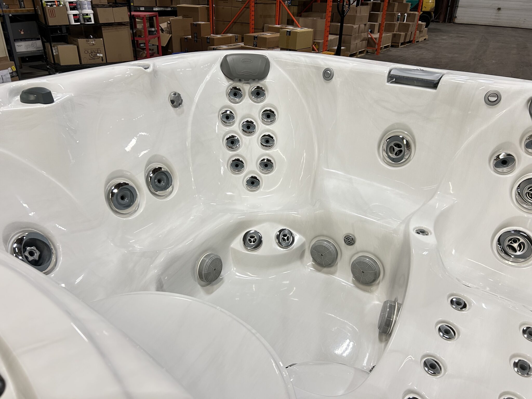 Jacuzzi® J-335™ - UJ100926434 - Image 6