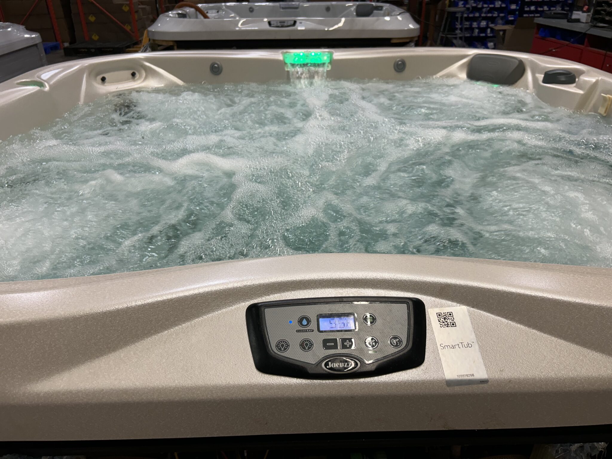 Jacuzzi® J-365™ - UJ100926266 - Image 6