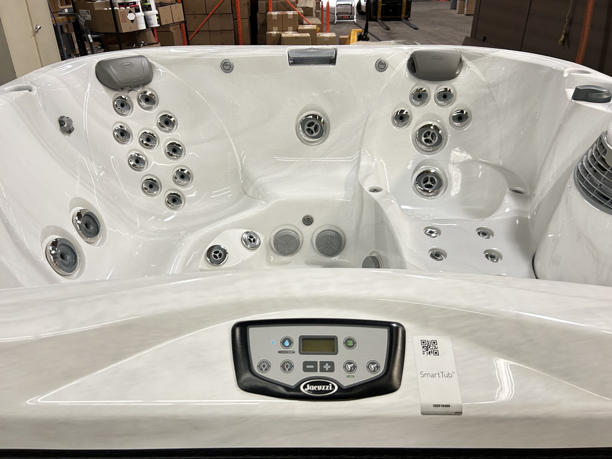 Jacuzzi® J-355™ - UJ100918488 - Image 9
