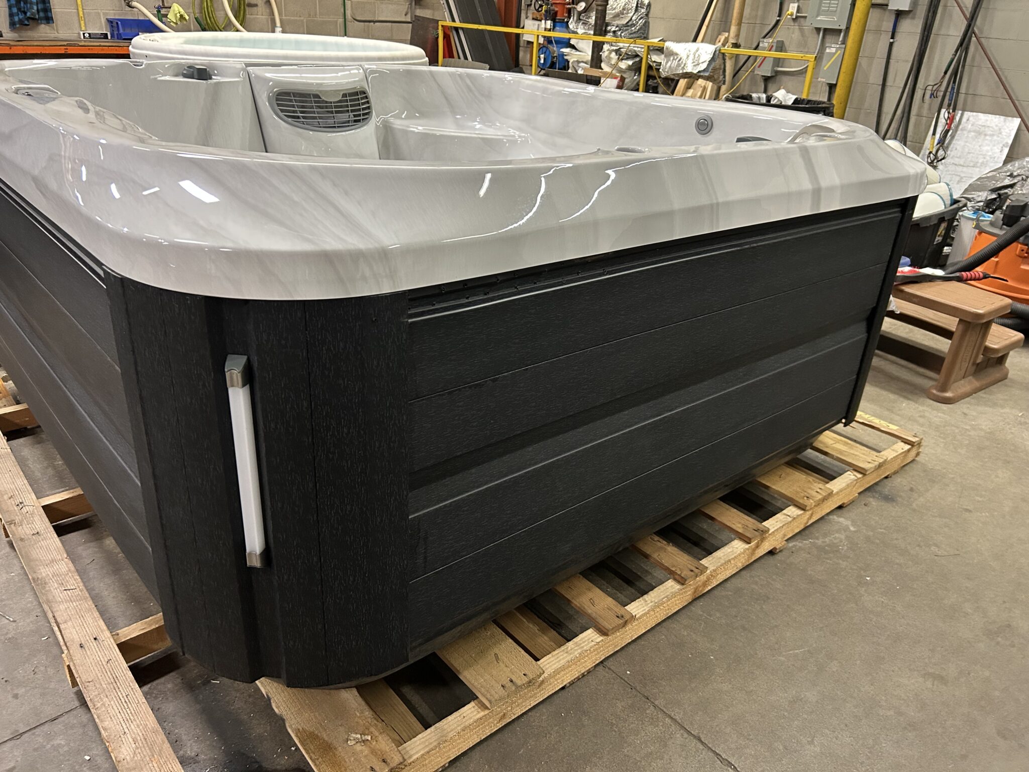 Jacuzzi® J-355™ - UJ100918488 - Image 10