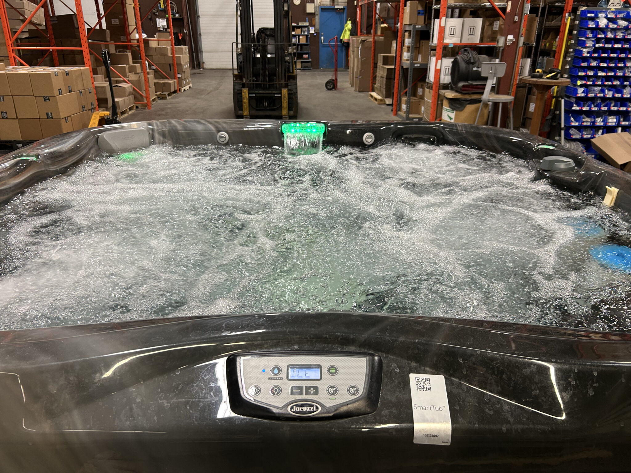 Jacuzzi® J-355™ - UJ100926097 - Image 3