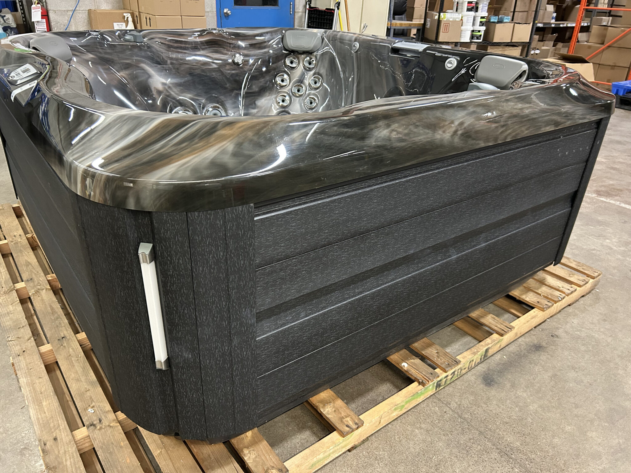 Jacuzzi® J-355™ - UJ100926097 - Image 4