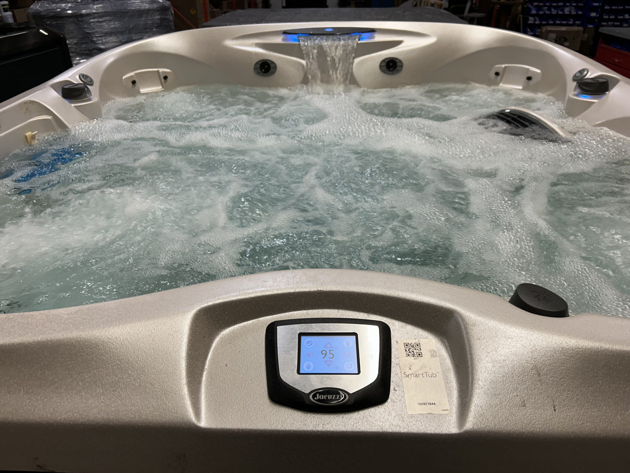 Jacuzzi® J-485™ - UJ100927044 - Image 3