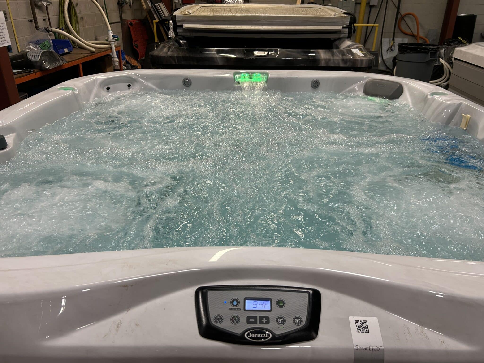 Jacuzzi® J-385™ - UJ100925414 - Image 4