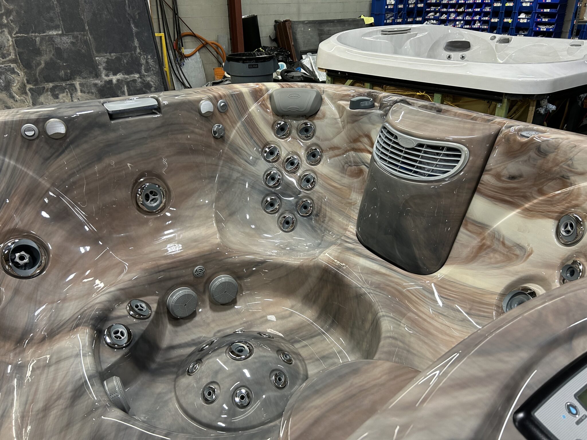 Jacuzzi® J-345™ - UJ100927016 - Image 6