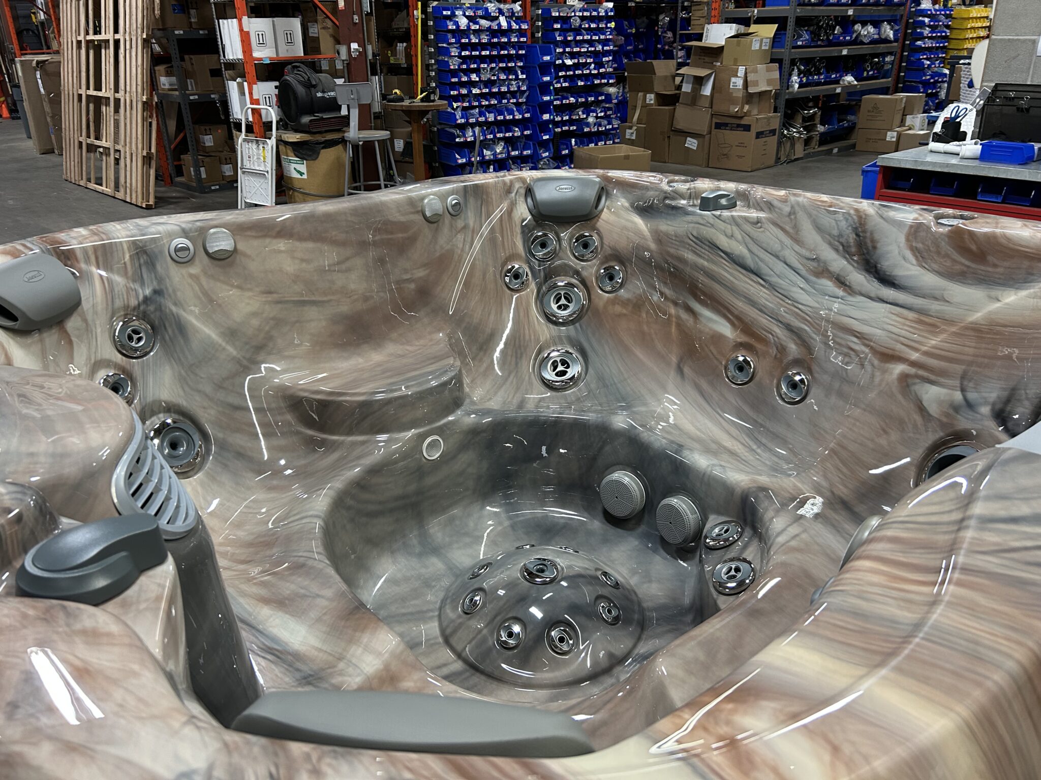 Jacuzzi® J-345™ - UJ100927016 - Image 5