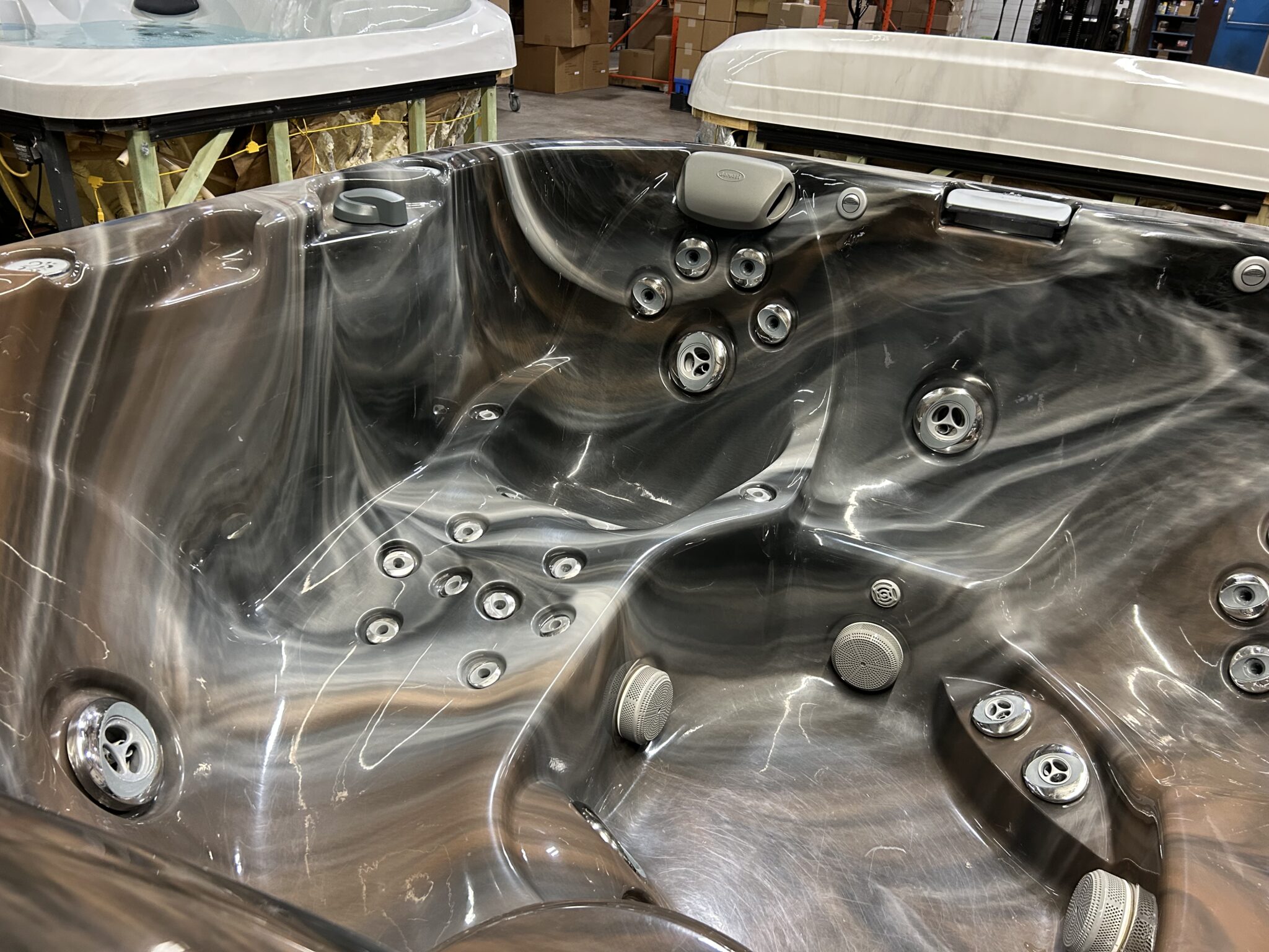 Jacuzzi® J-335™ - UJ100927013 - Image 6