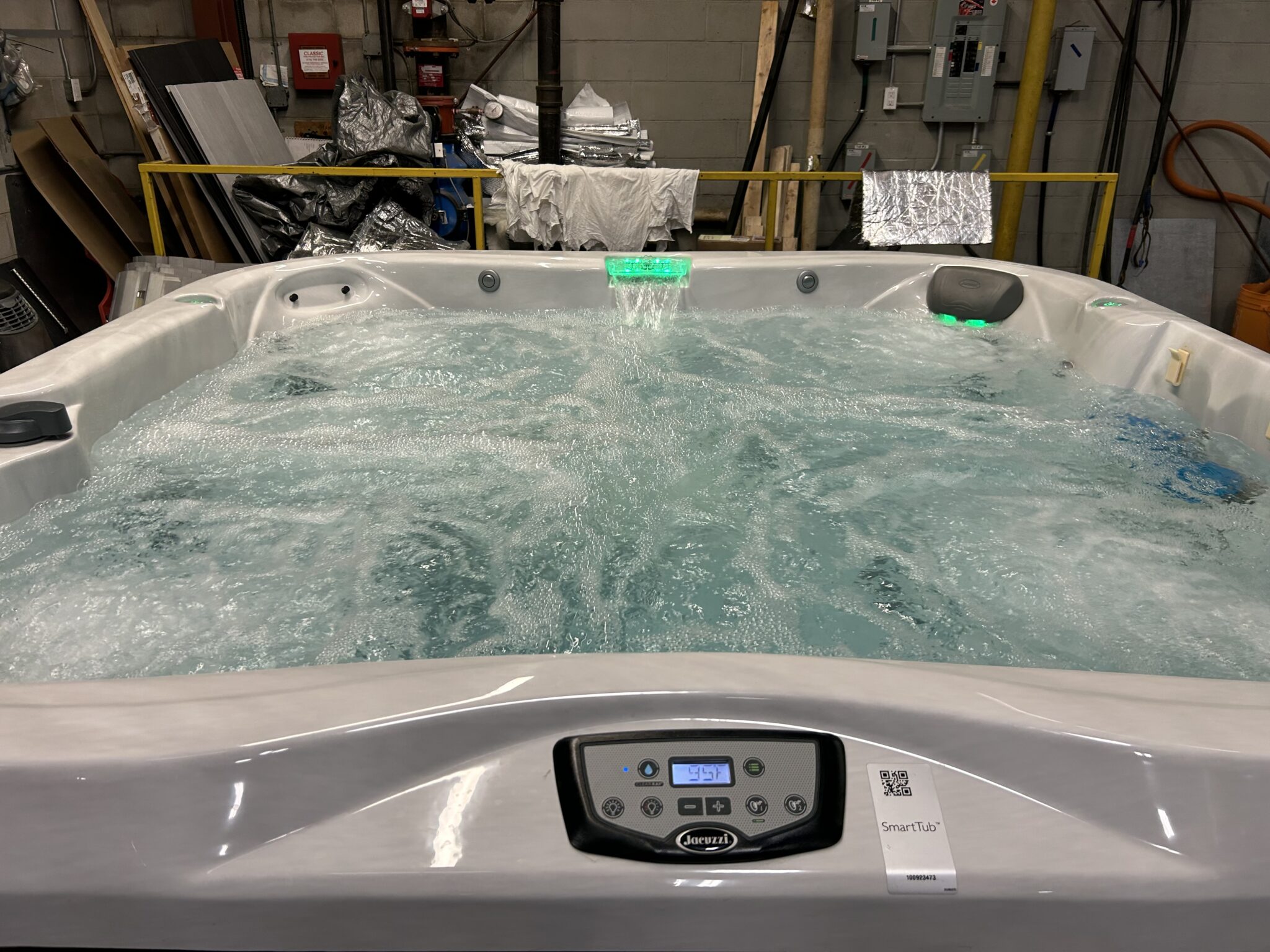 Jacuzzi® J-385™ - UJ100923473 - Image 4