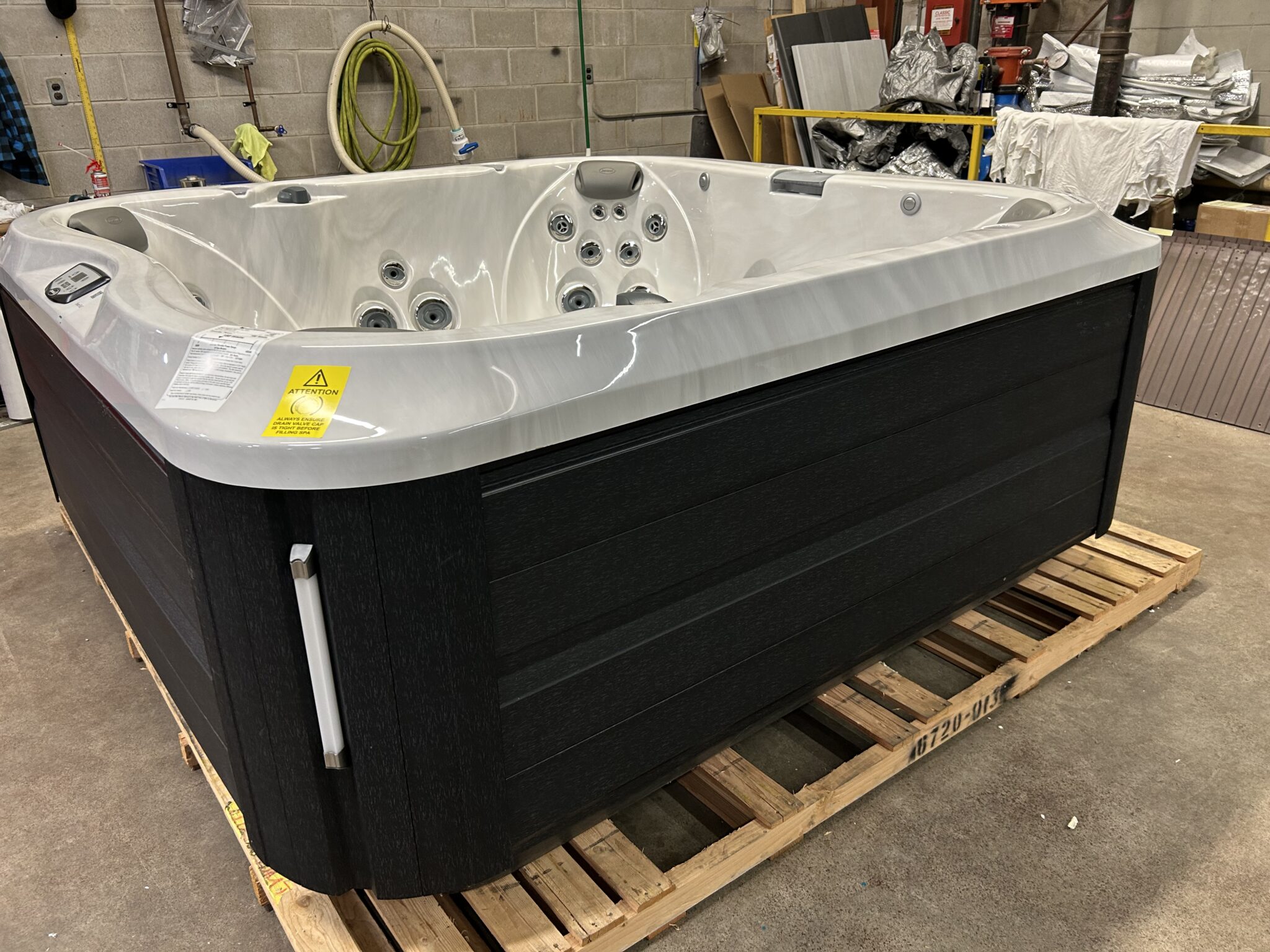 Jacuzzi® J-385™ - UJ100923473