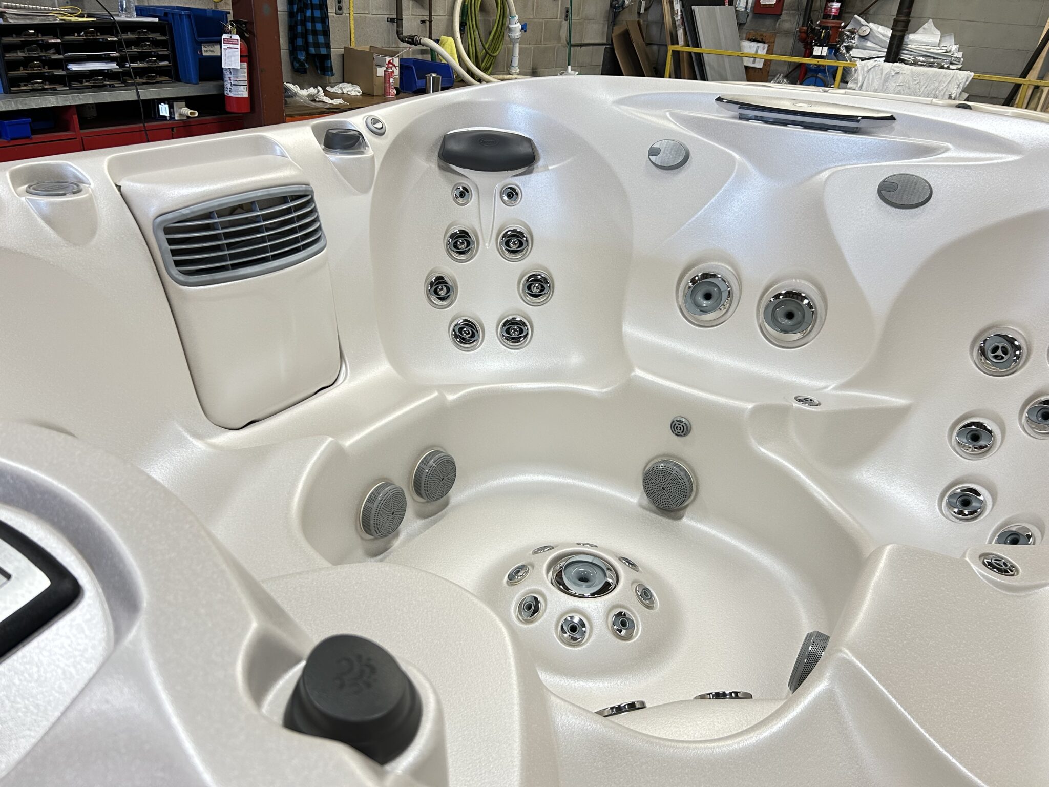 Jacuzzi® J-485™ - UJ100927043 - Image 7