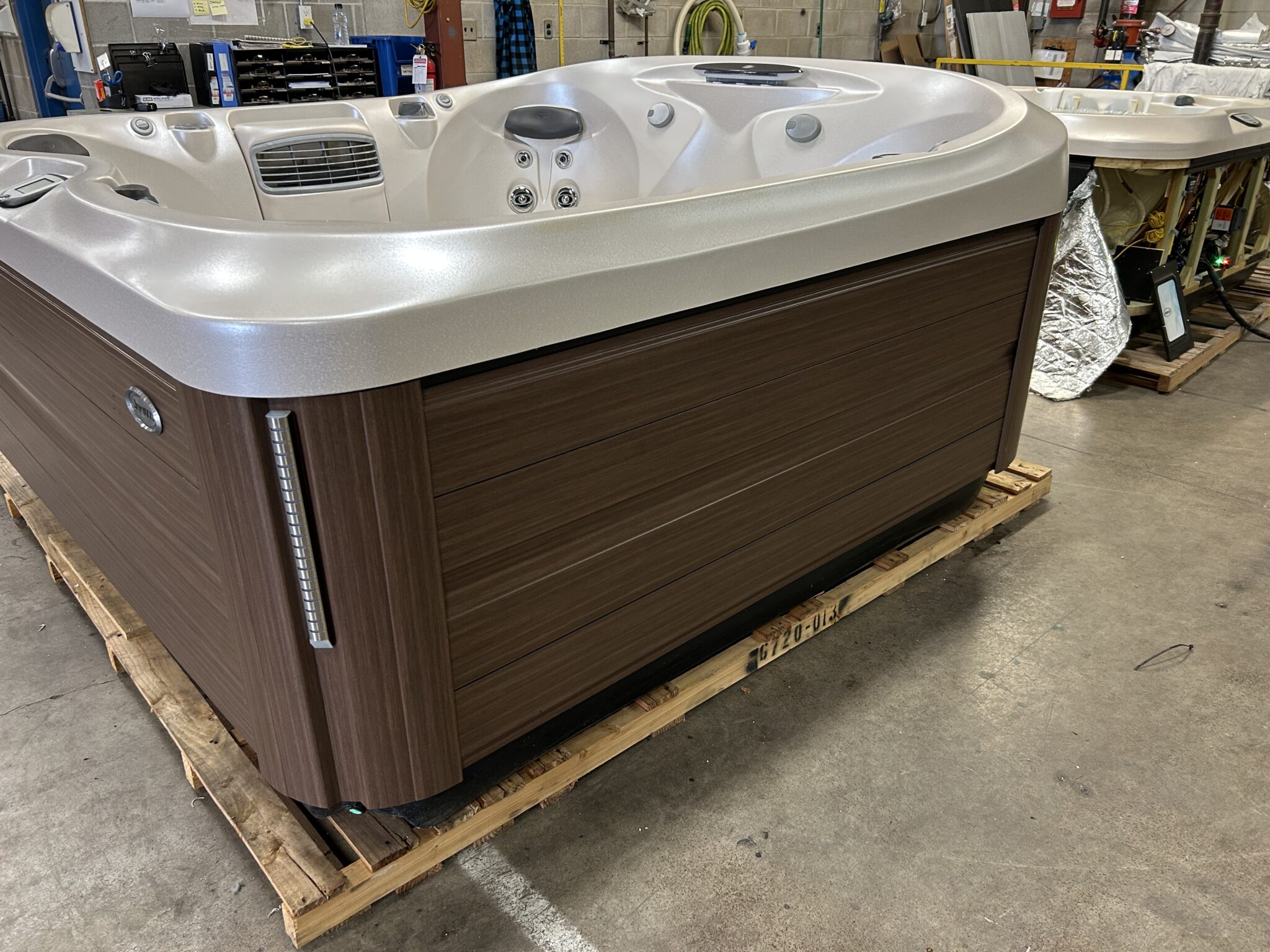 Jacuzzi® J-485™ - UJ100927043